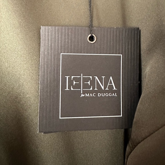 Mac Duggal Long Sleeve Gown, Women's, Green, Size 8, NWT - Picture 4 of 8